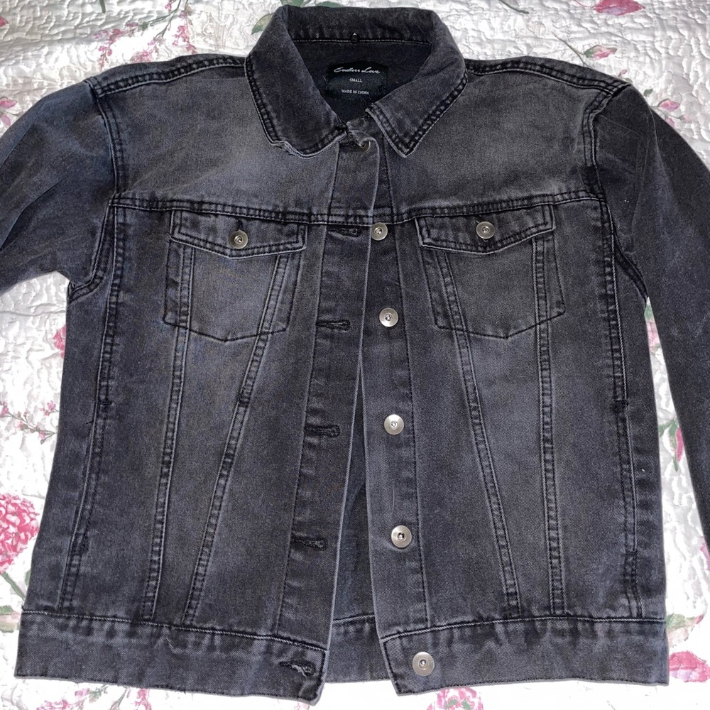 BLACK DENIM JACKET